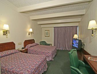 Knights Inn Greensboro Luaran gambar